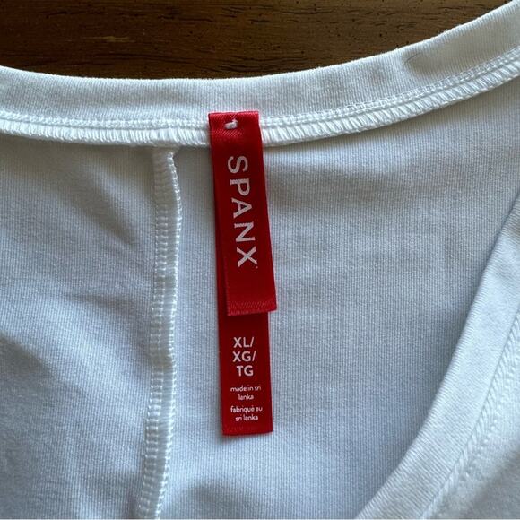 Spanx Suit Yourself V-Neck Tank Bodysuit - Picture 5 of 5